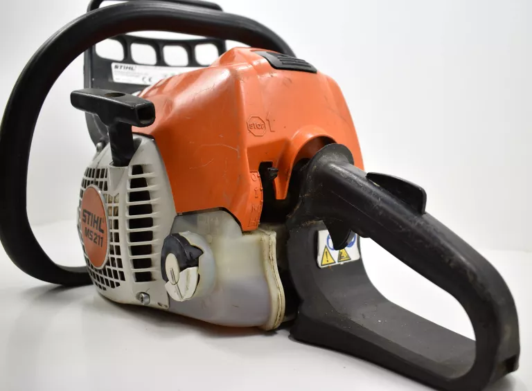 PIŁA SPALINOWA STIHL MS 211 O MOCY 2.3 KM