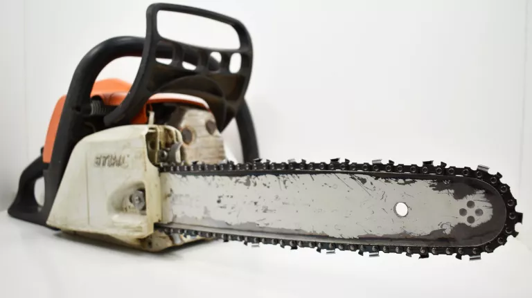 PIŁA SPALINOWA STIHL MS 211 O MOCY 2.3 KM