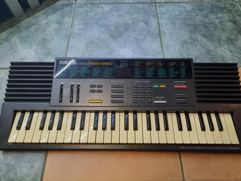 KEYBOARD YAMAHA PSS-280