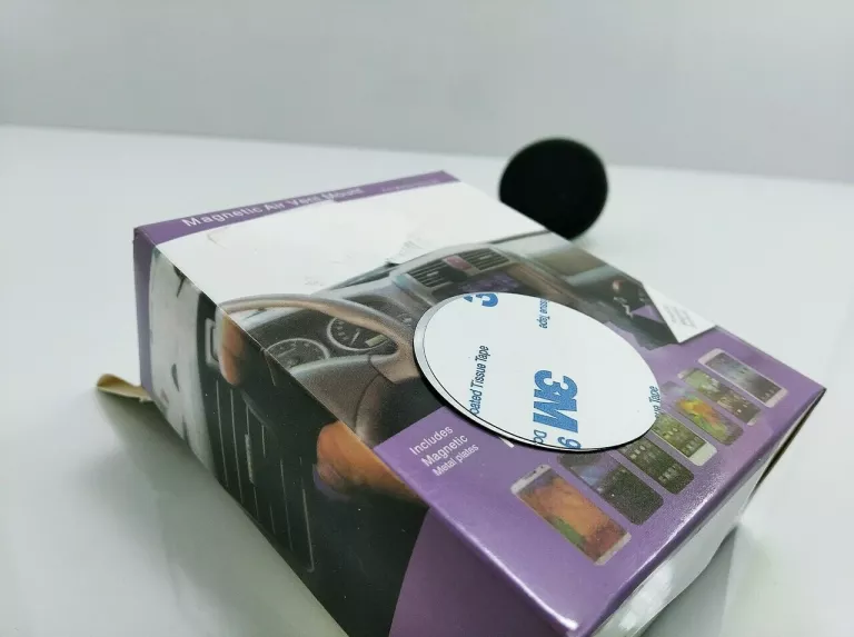 uchwyt-samochodowy-na-kratke-z-magnesem-vega-rodzaj-207886-234066