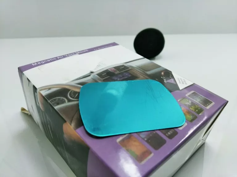 uchwyt-samochodowy-na-kratke-z-magnesem-vega-kod-producenta-m1