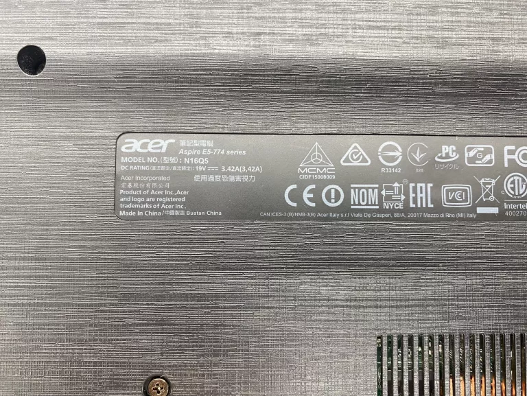 LAPTOP ACER E5-774G-38ER+ZAS