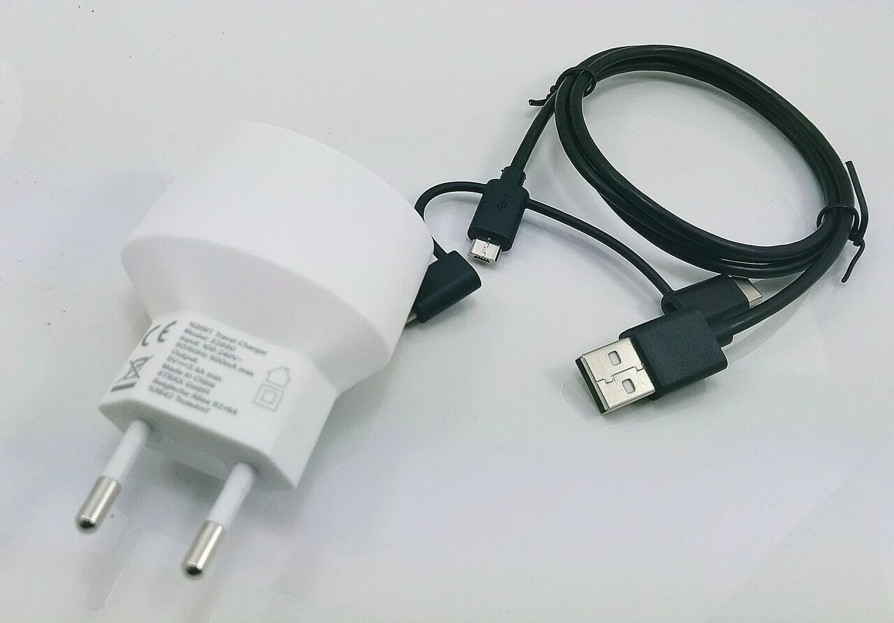 ladowarka-kabel-3w1-xqisit-przeznaczenie-18881-11