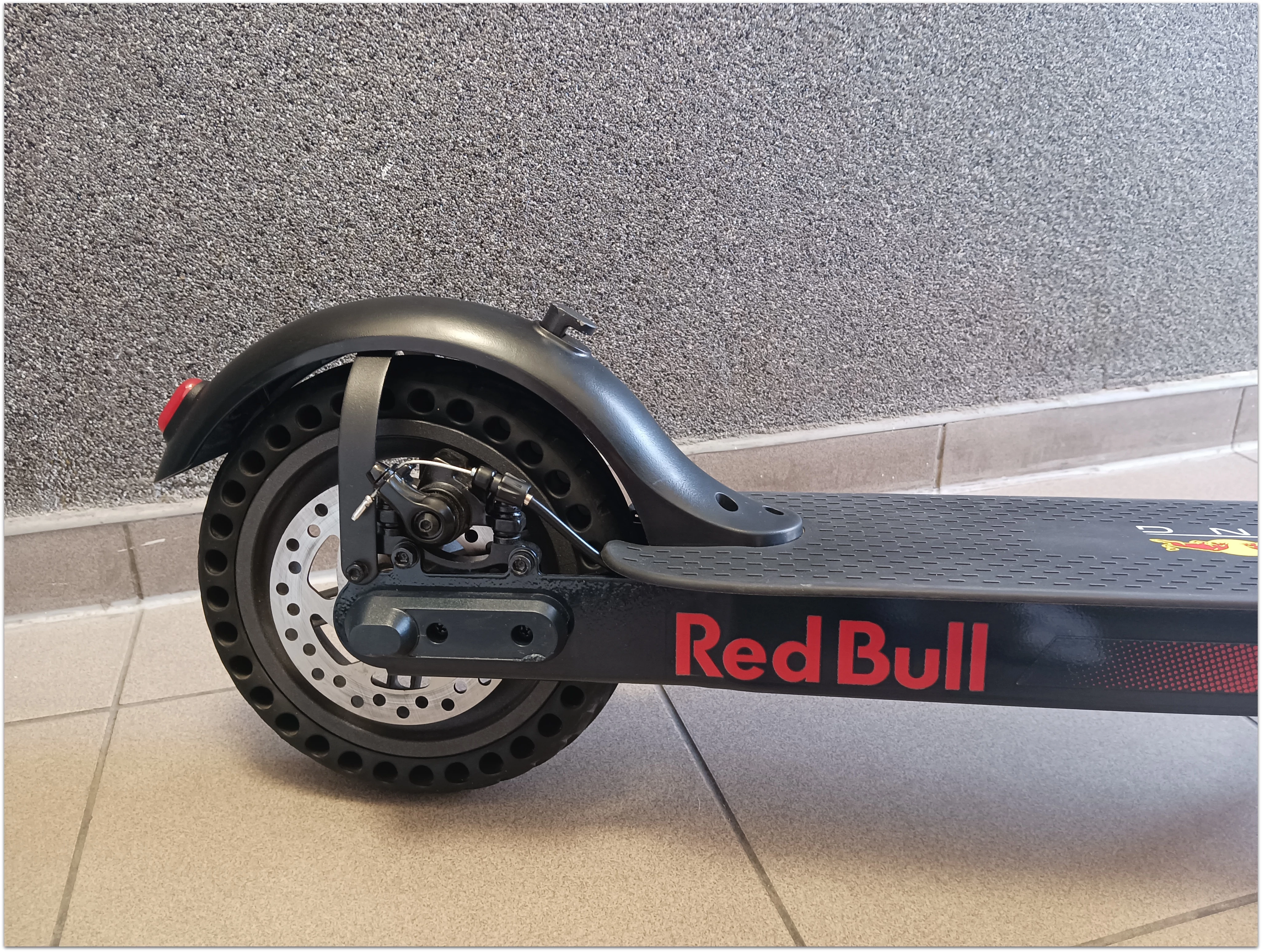 hulajnoga-elektryczna-redbull-racing-85-ean-gtin-4895232703081