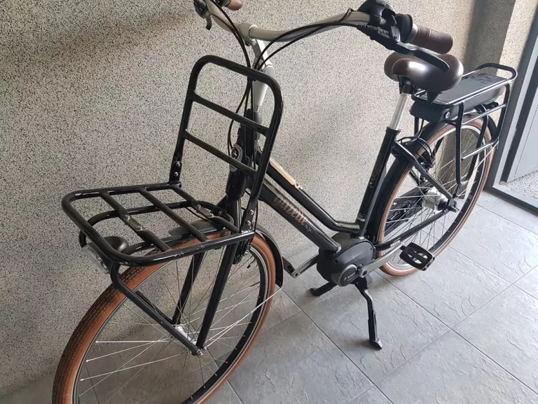 rower-elektryczny-gazelle-damka-miss-grace-kolor-czarny