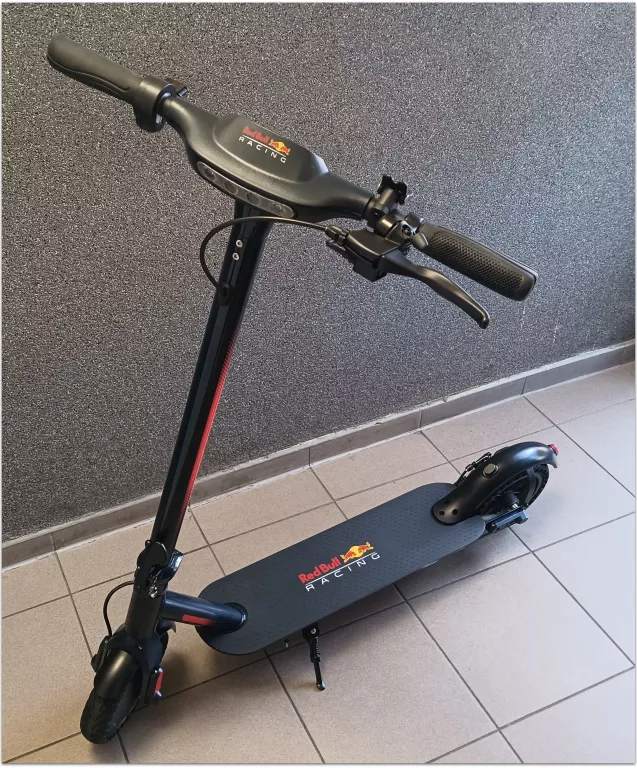 hulajnoga-elektryczna-redbull-racing-85-zwyciestwa-40-lebork