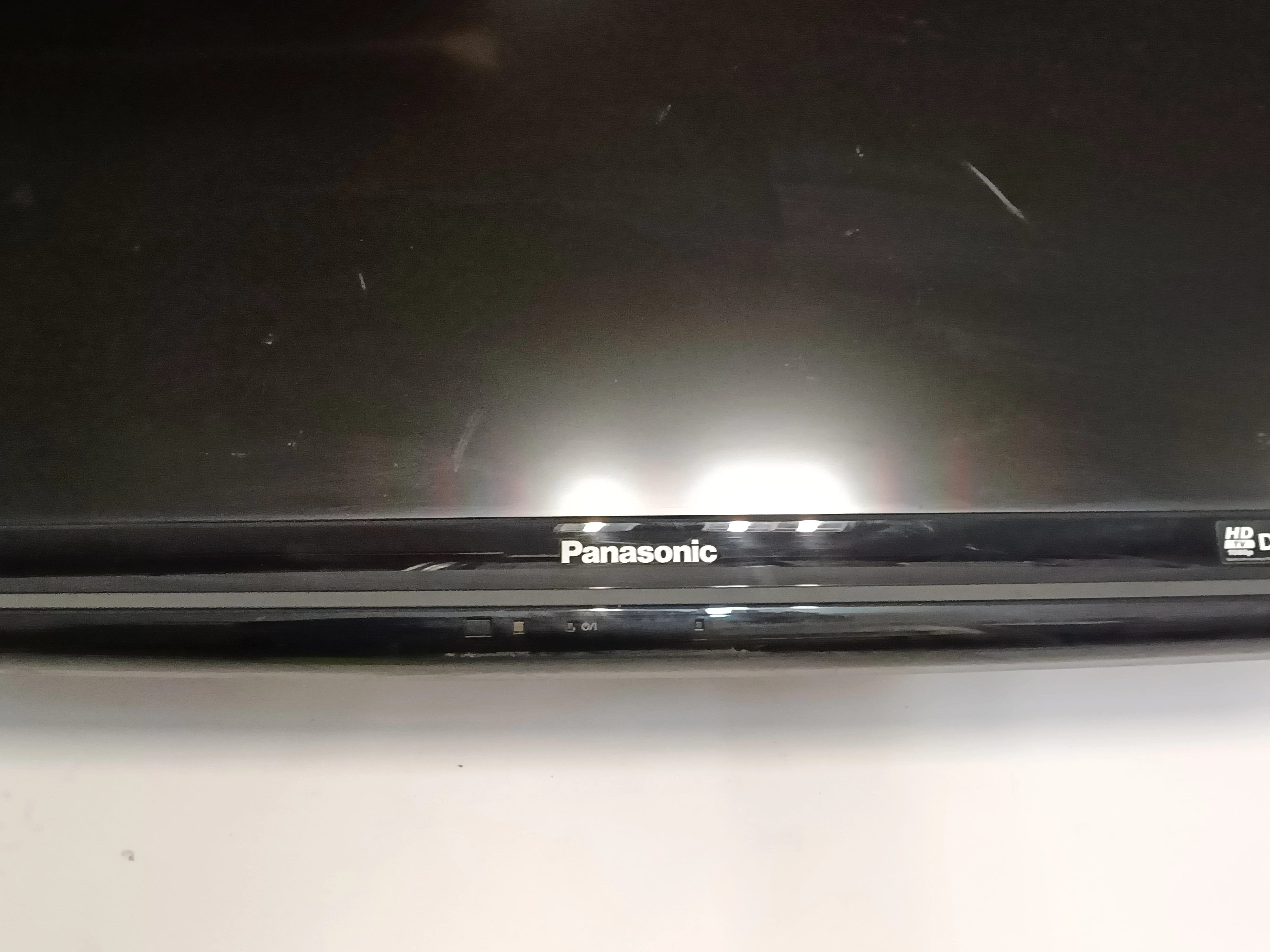 telewizor-panasonic-tx-l42s10edvb-t3xhdmipilot-rozdzielczosc-ekranu-px-1920-x-1080