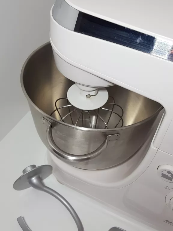 robot-kuchenny-mpm-mmr-12-1000-w-kolor-dominujacy-bialy