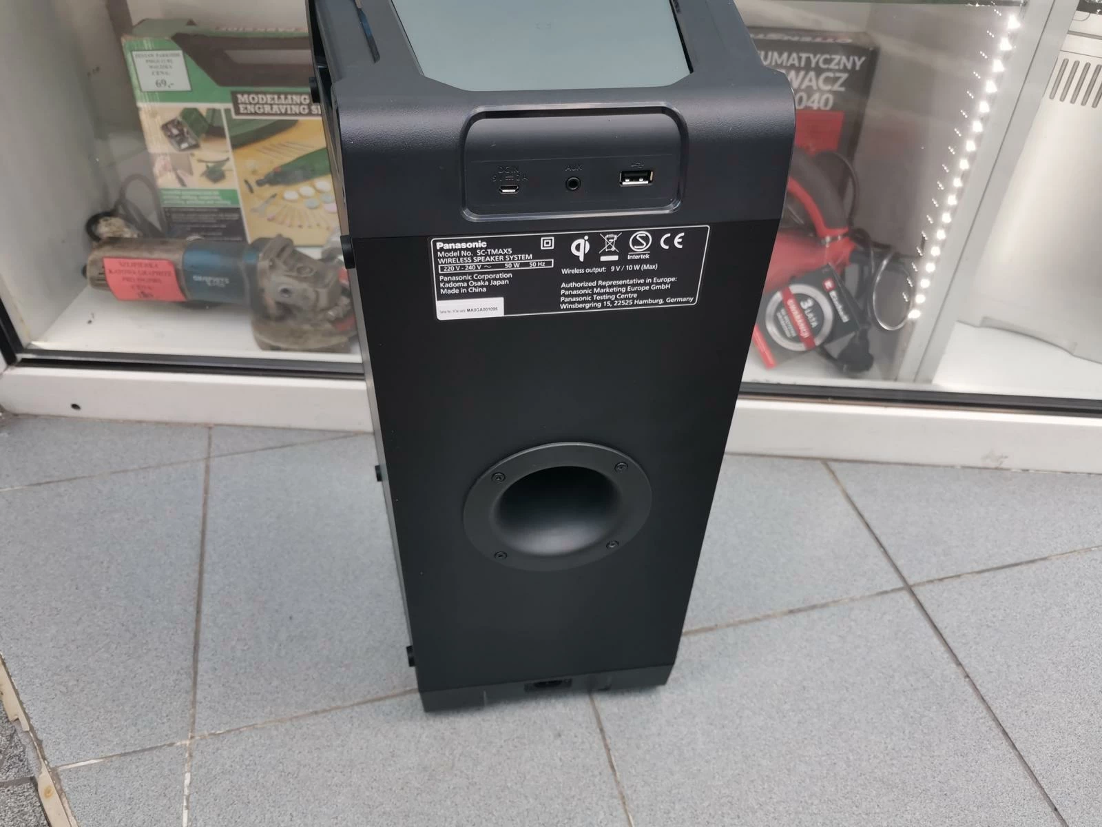 glosnik-przenosny-panasonic-sc-tmax5eg-k-pudelko-zasilanie-sieciowe