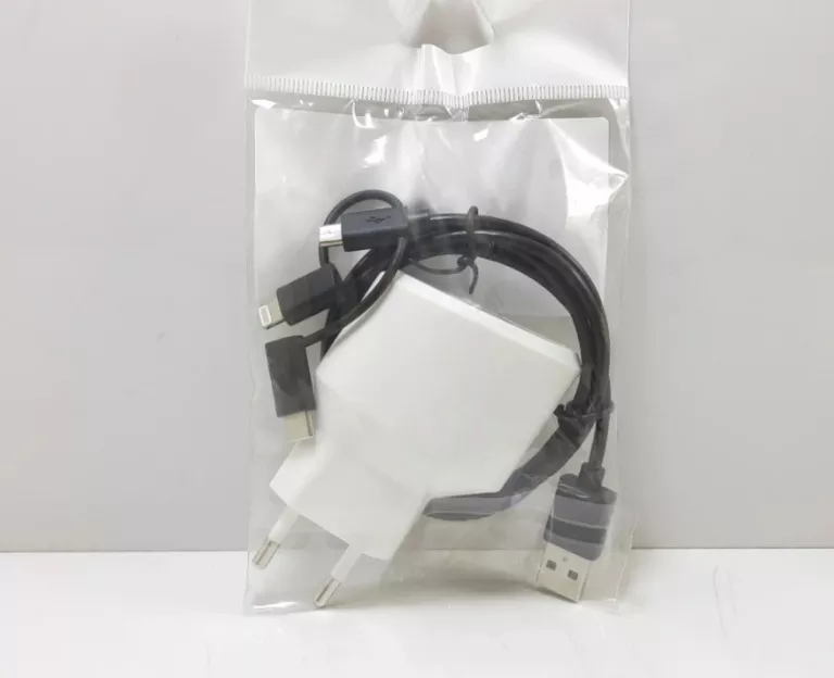 ladowarka-loombard-3w1-mikro-typ-c-iphone-przeznaczenie-uniwersalna