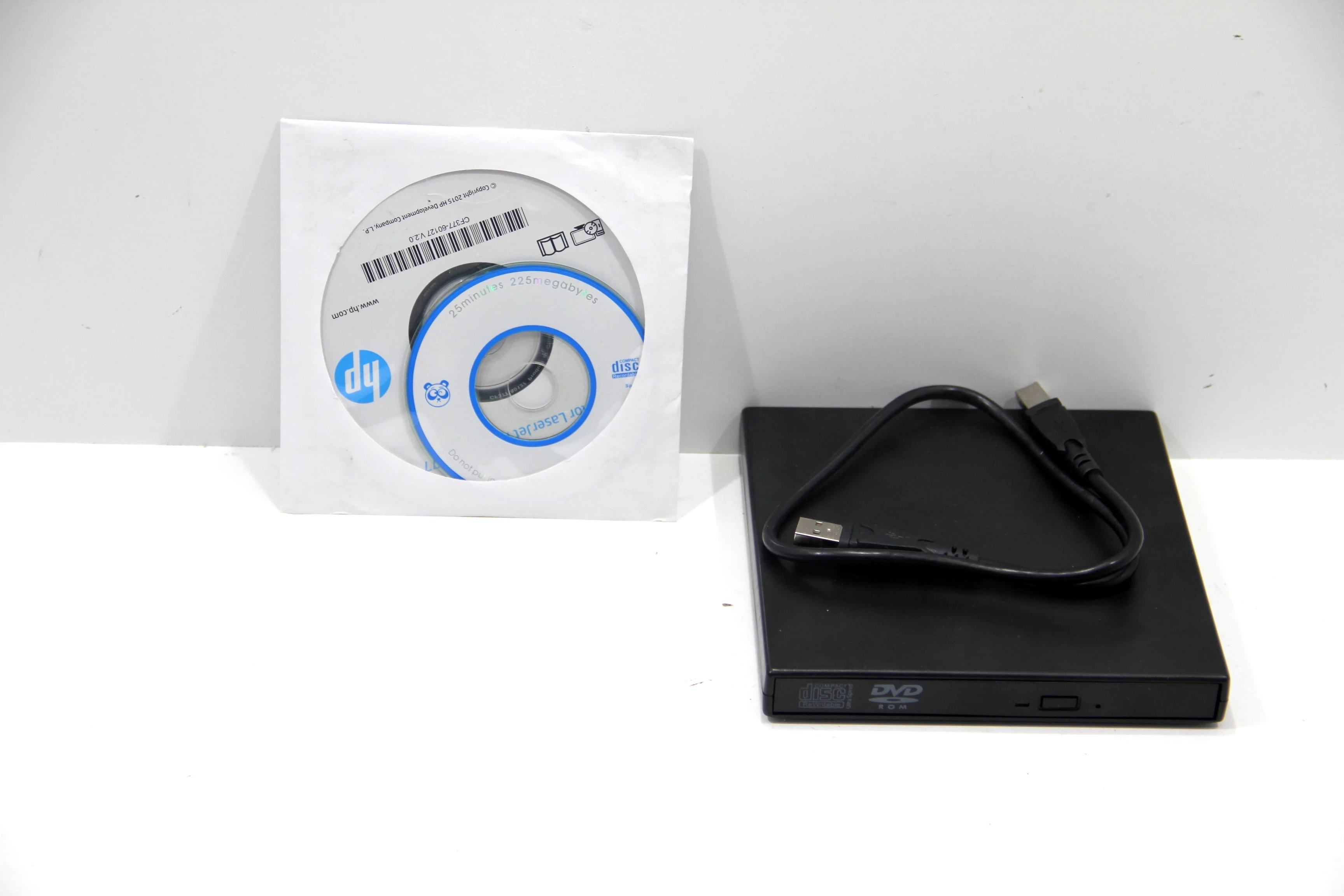 naped-dvd-usb-slim-portable-optical-drive-stan-uzywany