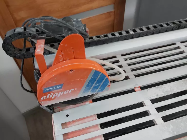 norton-t750l-elektryczna-przecinarka-do-plytek-seria-clipper