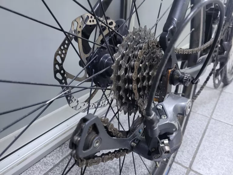 GRAVEL KONA ROVE AL | RAMA 49 CM | 28 | CZARNY