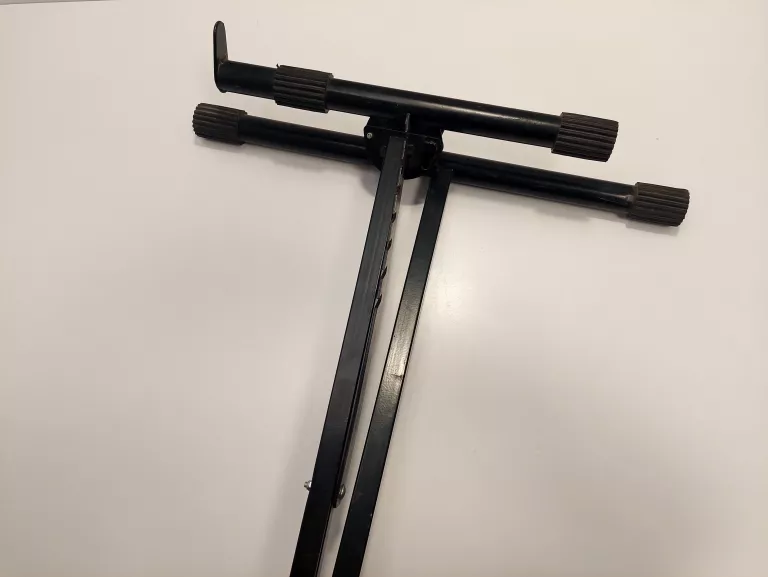 STOJAK POD KEYBOARD