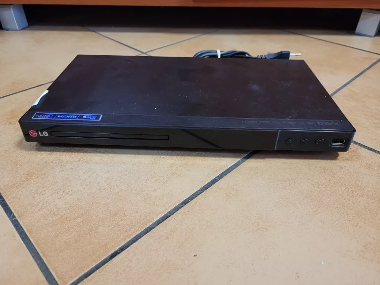 ODTWARZACZ DVD LG DP432H