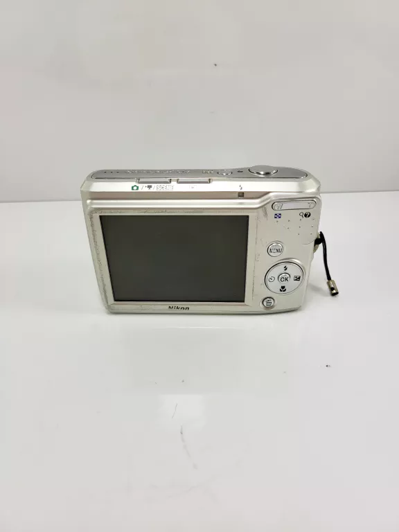 APARAT NIKON COOLPIX L16 KOMPLET