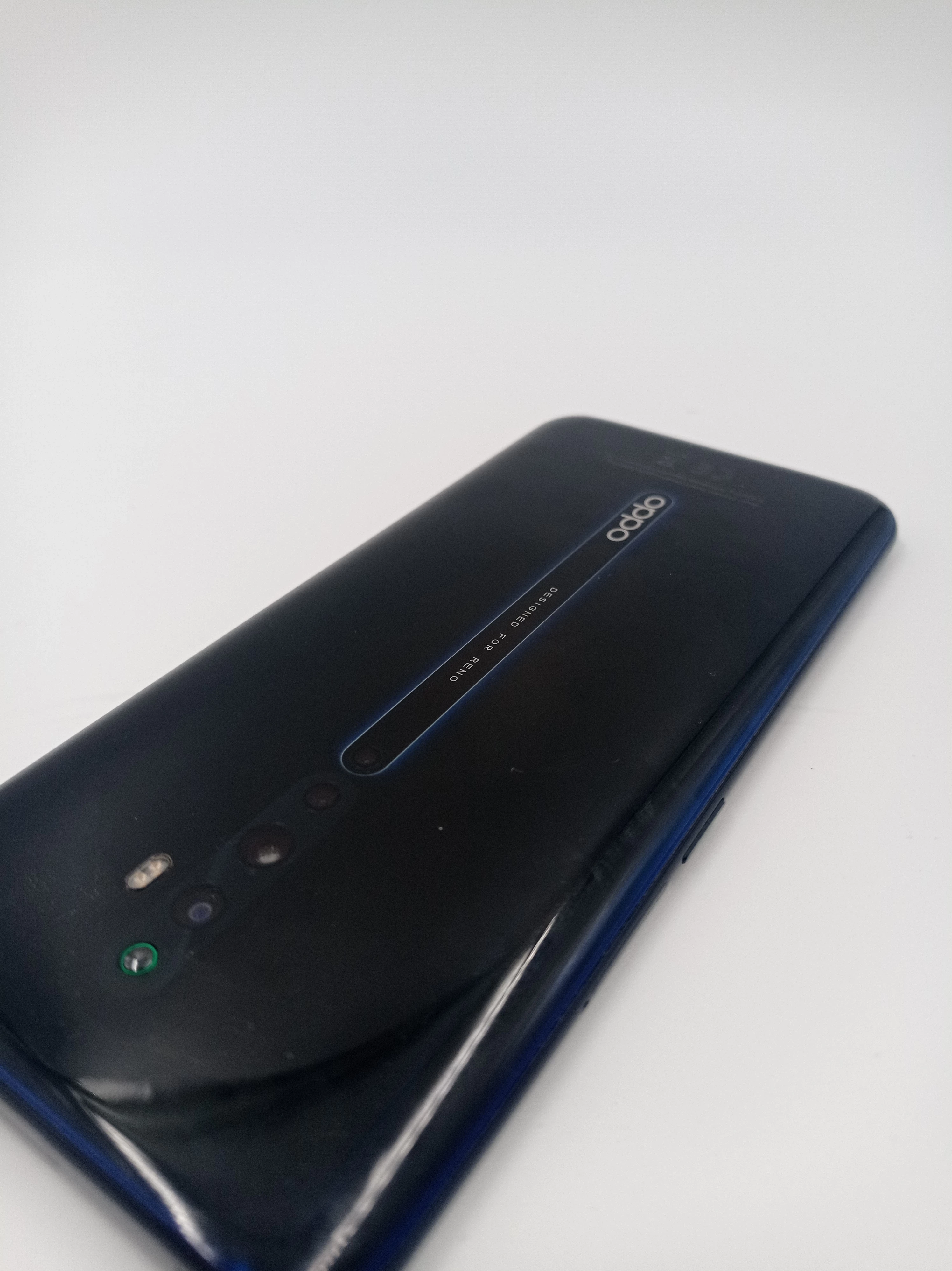 telefon-oppo-reno-2z-typ-smartfon
