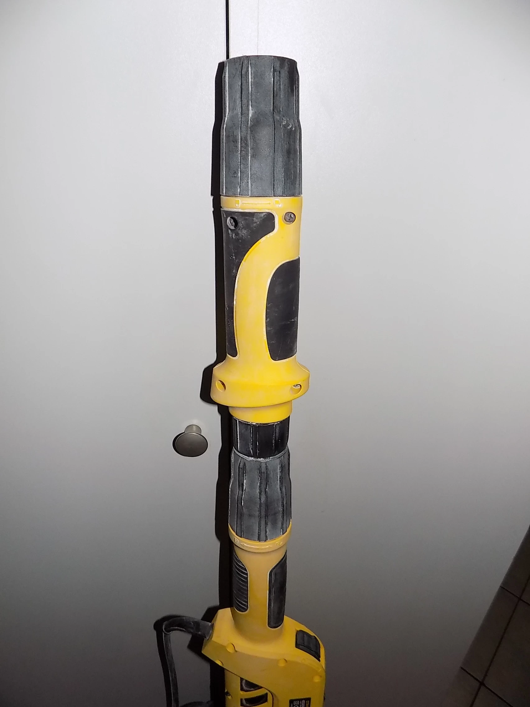 szlifierka-do-gipsu-zyrafa-stanley-sfmee500-750w-ean-gtin-5035048723647