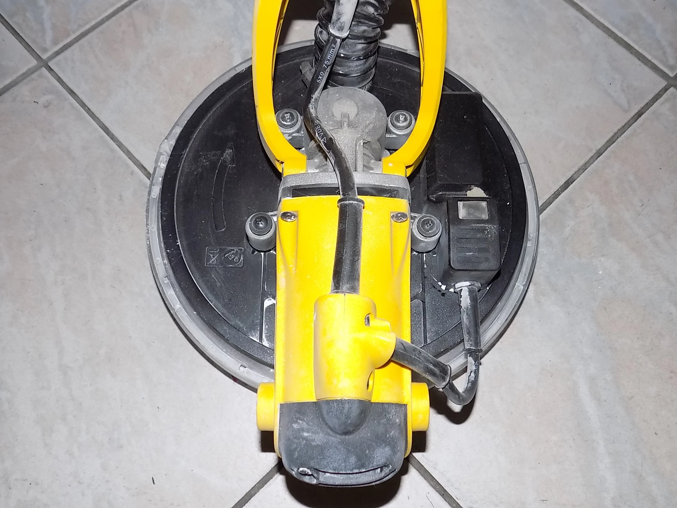 szlifierka-do-gipsu-zyrafa-stanley-sfmee500-750w-kod-producenta-sfmee500s