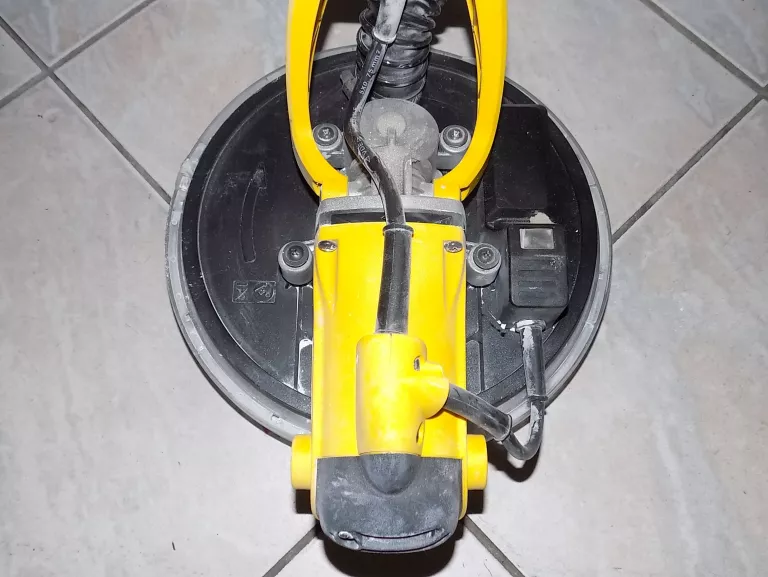 szlifierka-do-gipsu-zyrafa-stanley-sfmee500-750w-kod-producenta-sfmee500s