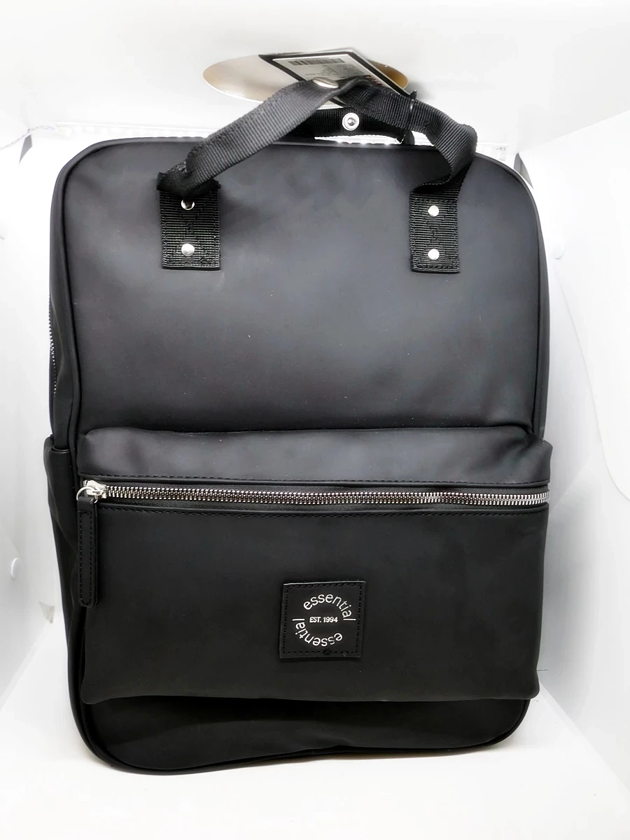 plecak-essential-new-yorker-858184-czarny-stan-powystawowy