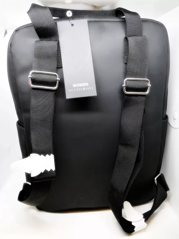 PLECAK ESSENTIAL NEW YORKER 858184 CZARNY