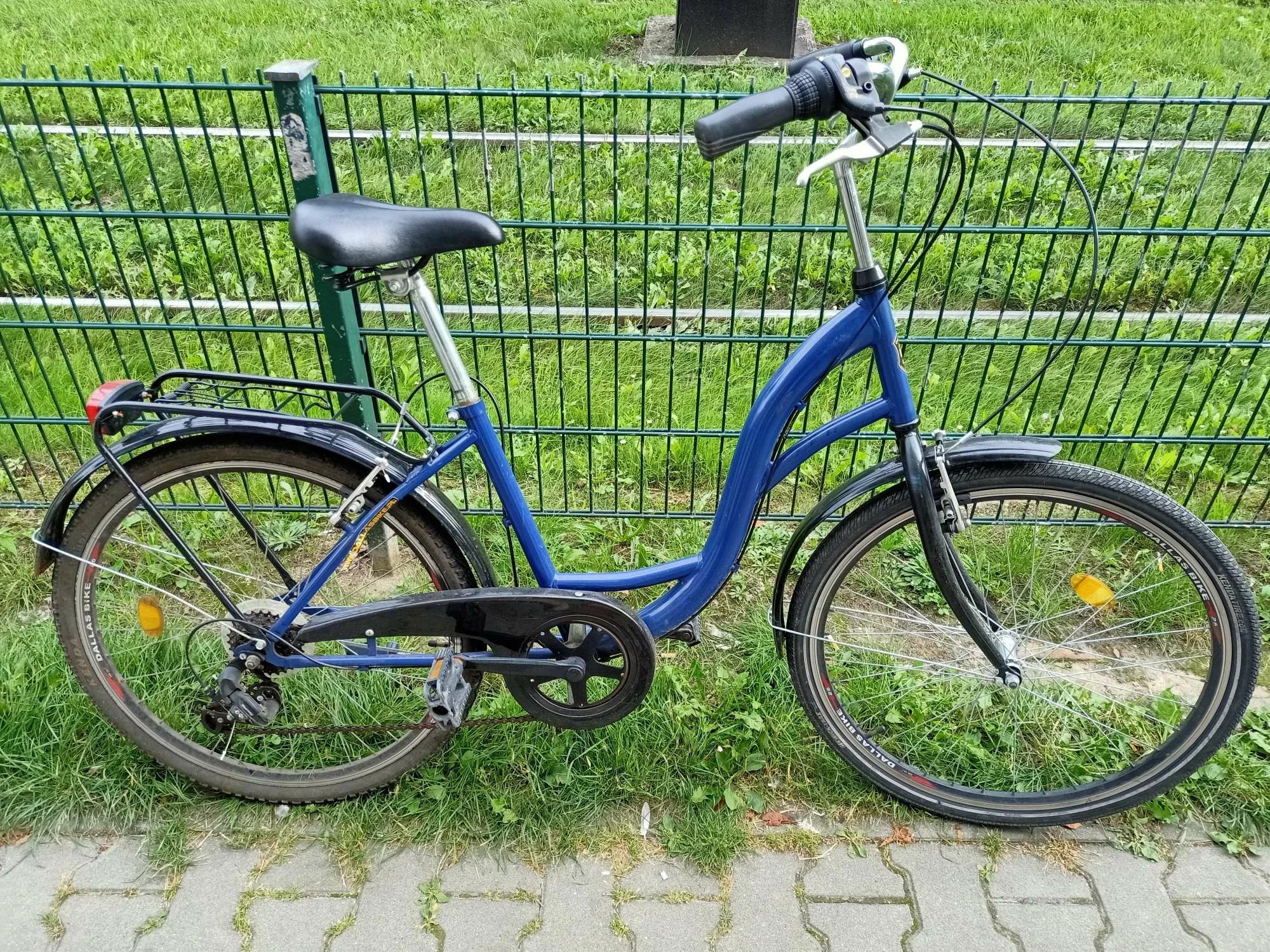 rower-damski-niebieski-kola-26-cali-rozmiar-kola-26