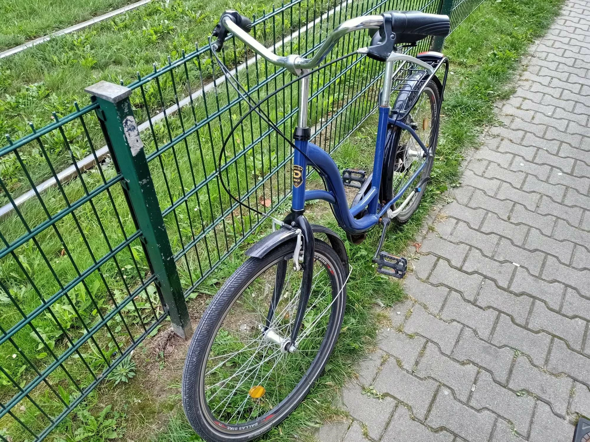 rower-damski-niebieski-kola-26-cali-stan-uzywany