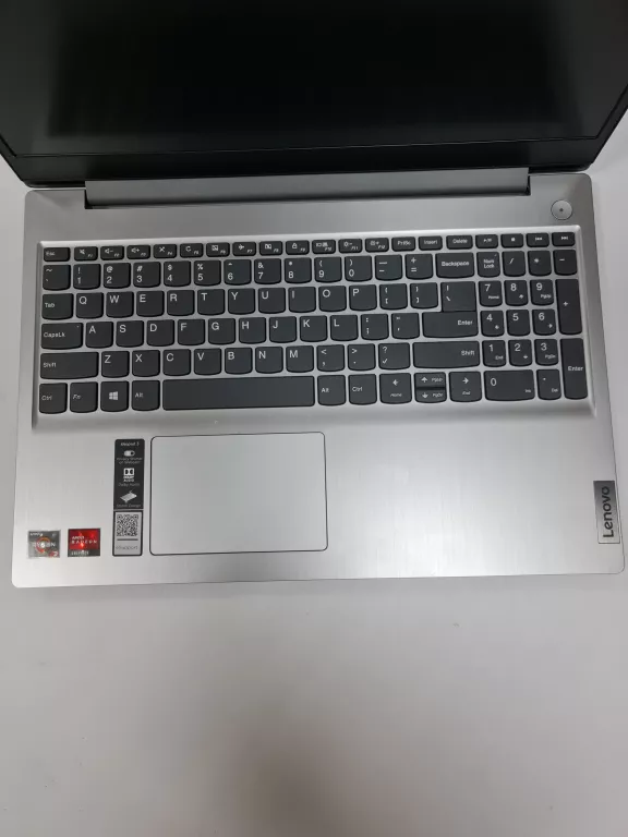 laptop-lenovo-ideapad-3-15ada05-gwarancja-liczba-rdzeni-procesora-4