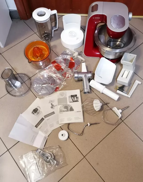 ROBOT BOSCH MUM 55761 KPL BEZ PUDEŁKA
