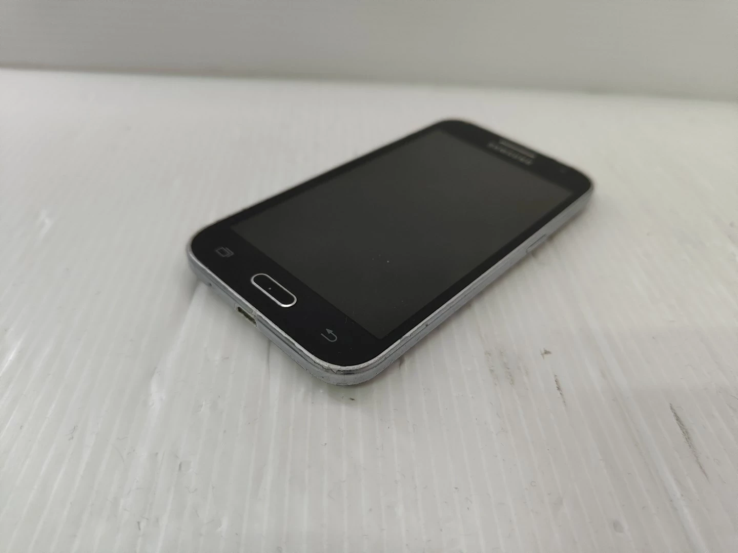 telefon-samsung-core-prime-bn-przekatna-ekranu-450