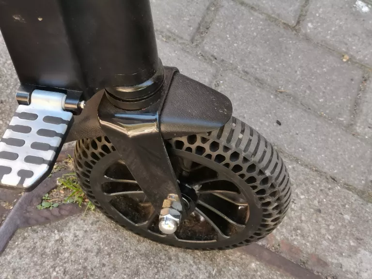 SKUTER ELEKTRYCZNY SKŁADANY ALLOCACOC SCOOTER