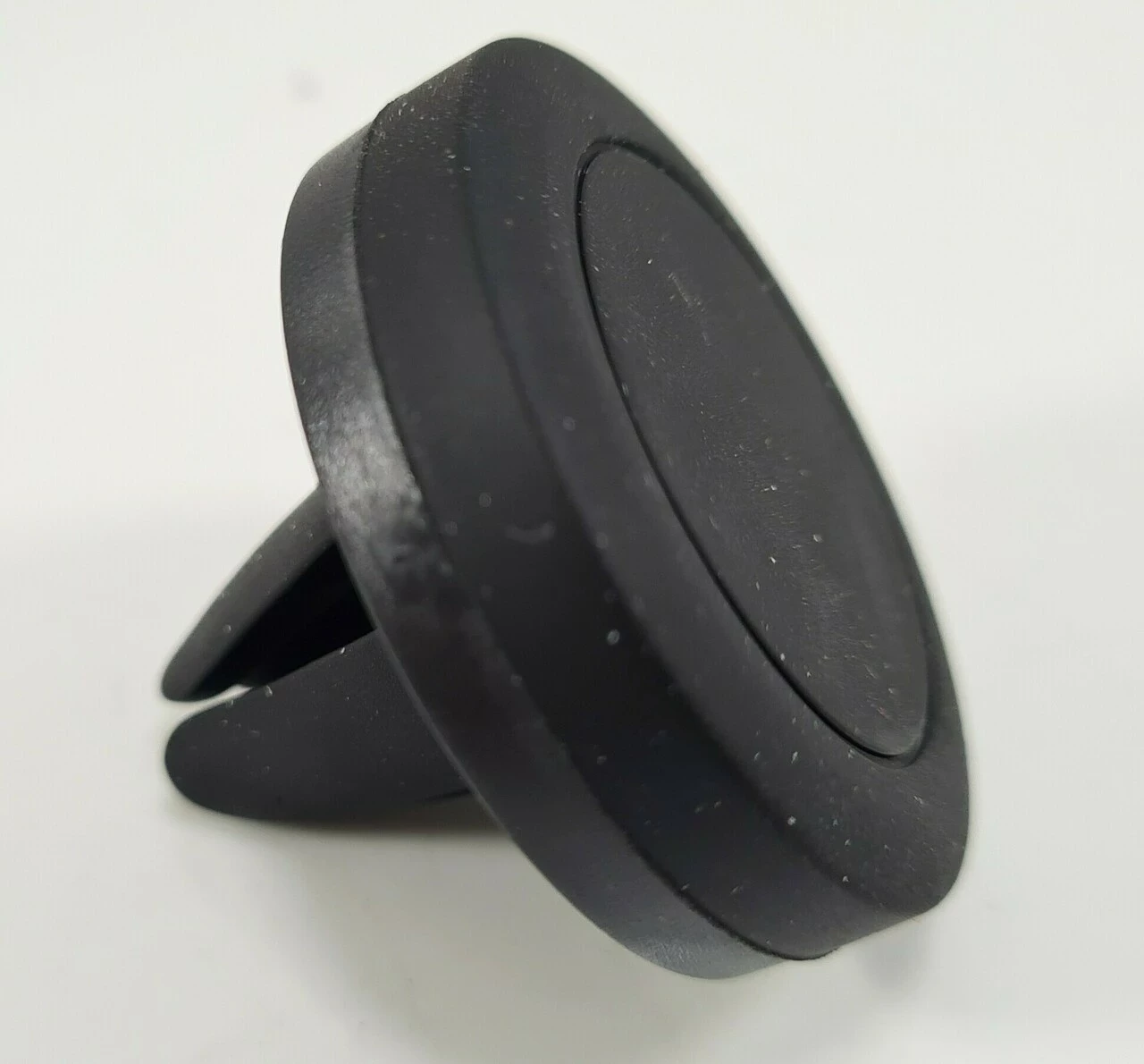 30uchwyt-samochodowy-na-kratke-z-magnesem-vega-ean-gtin-6915485412610