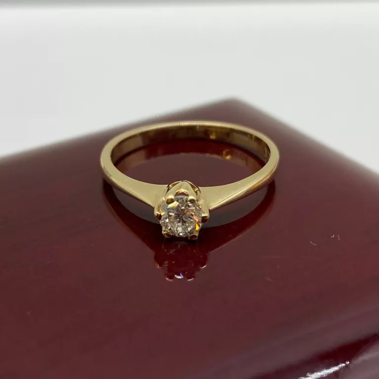 pierscionek-z-brylantem-au585-r-15-211-g-material-15835-2