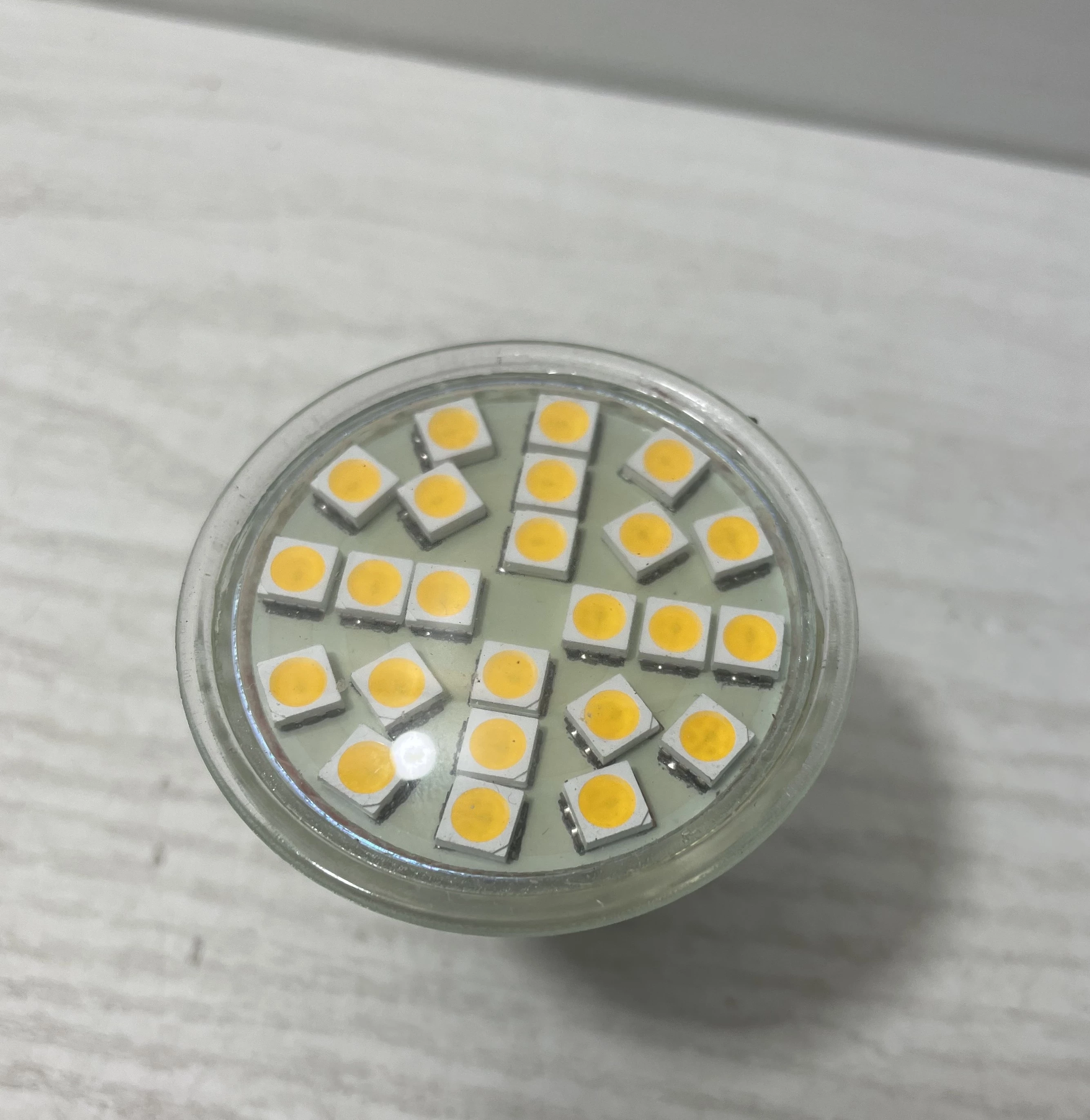 zarowka-led-xbt-g10-5w-rodzaj-gwintu-g10