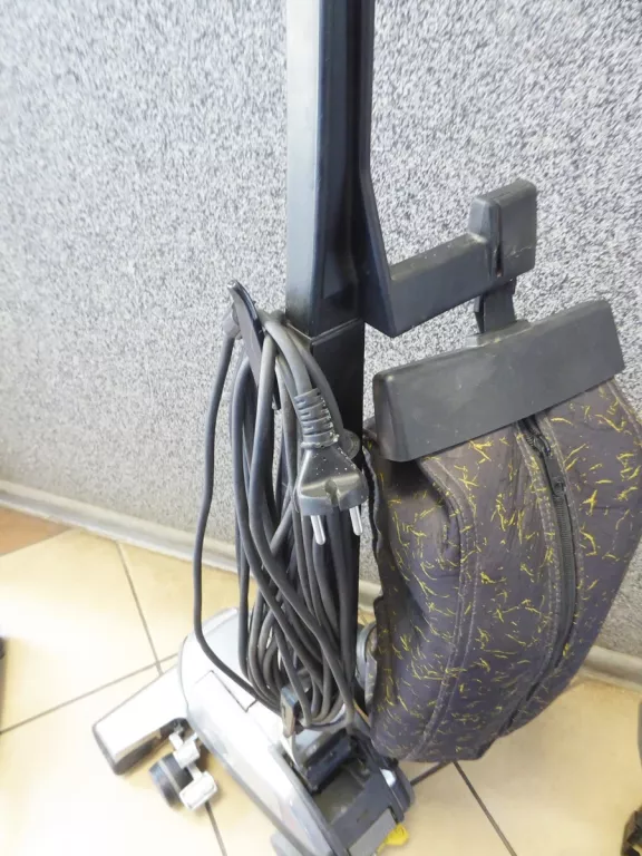 odkurzacz-kirby-g6-2001akcesoria-kolor-dominujacy-czarny