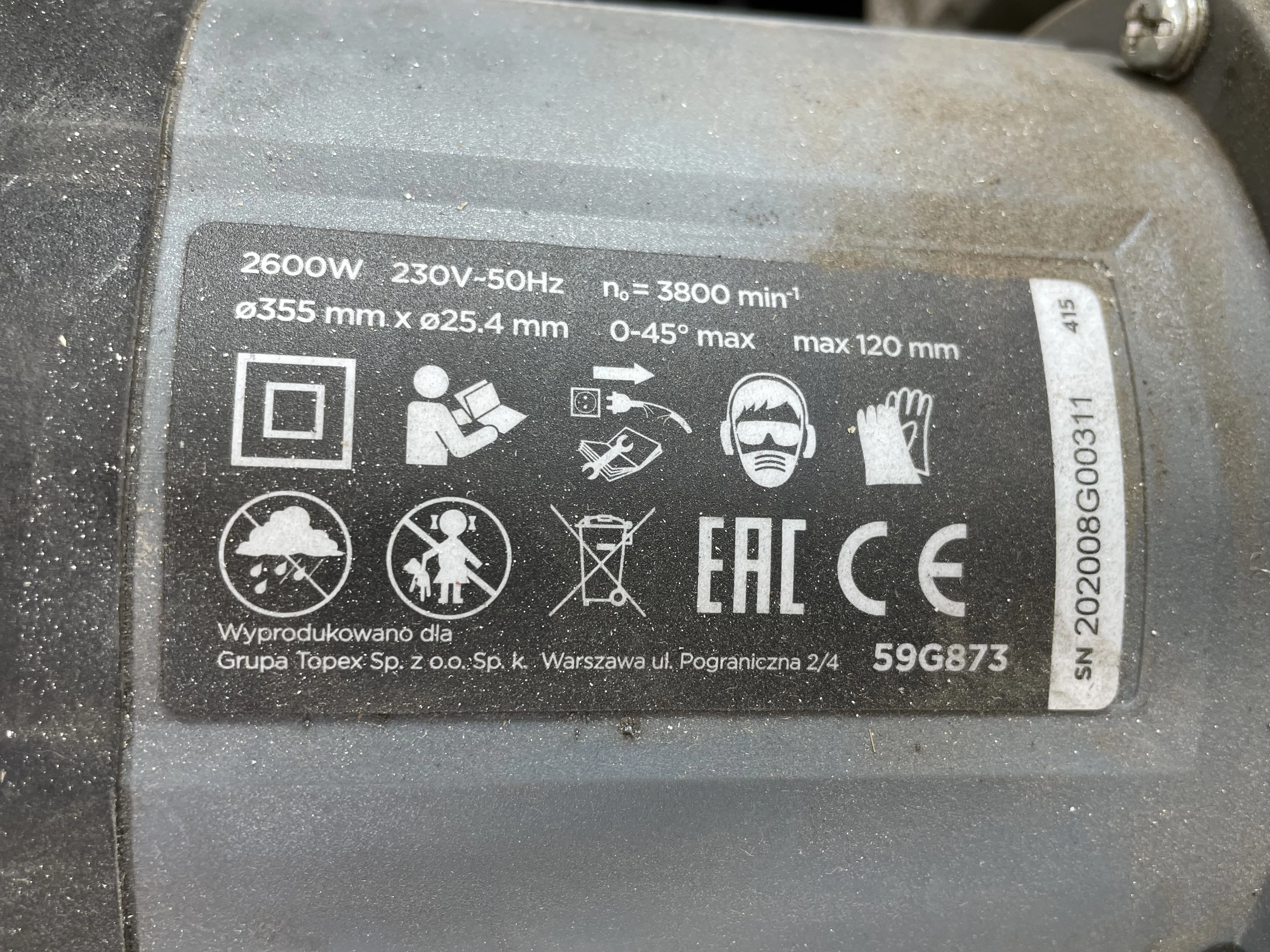 przecinarka-do-metalu-2600w-355mm-graphite-59g873-marka-graphite