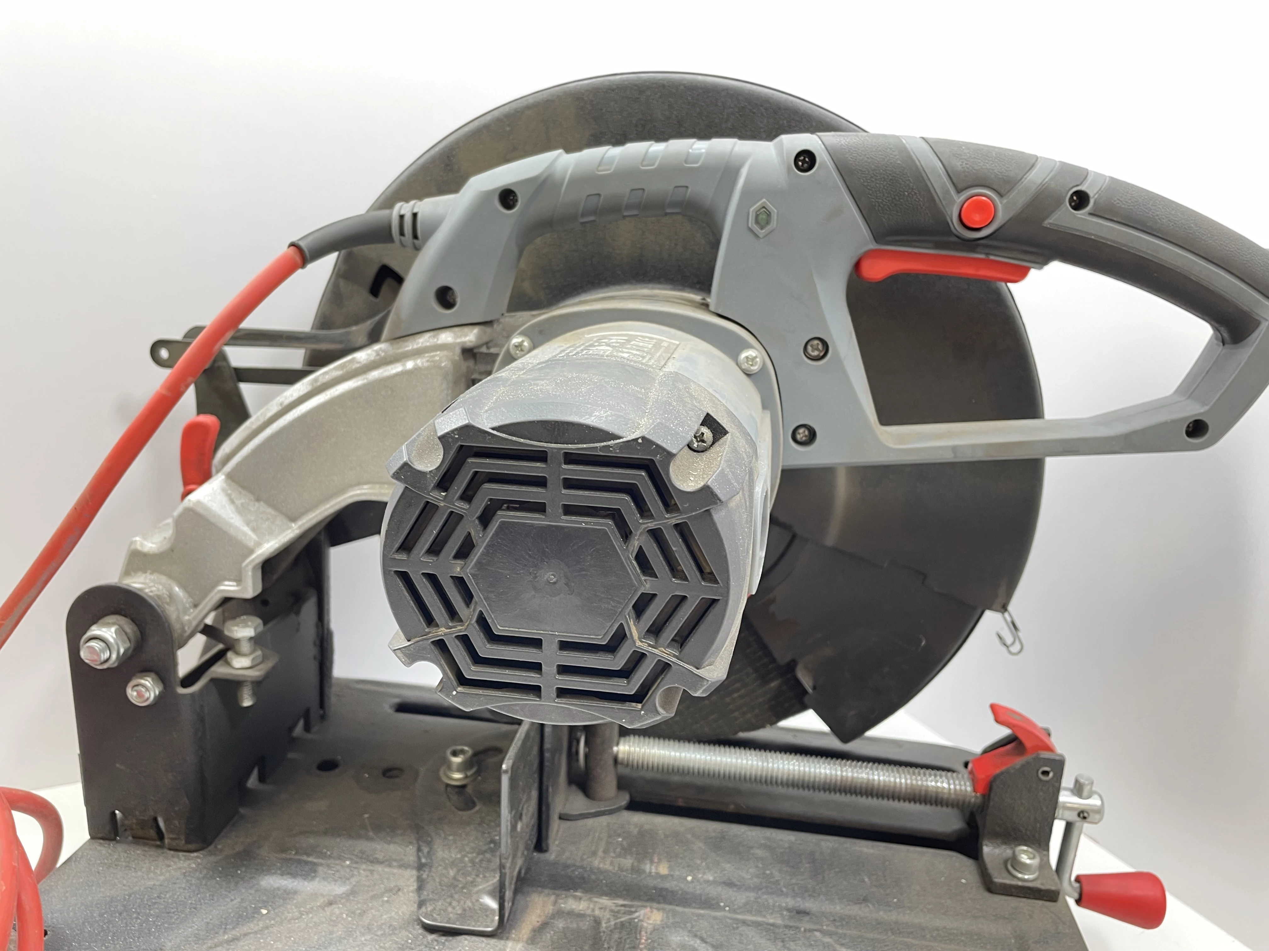 przecinarka-do-metalu-2600w-355mm-graphite-59g873-predkosc-obrotowa-3800