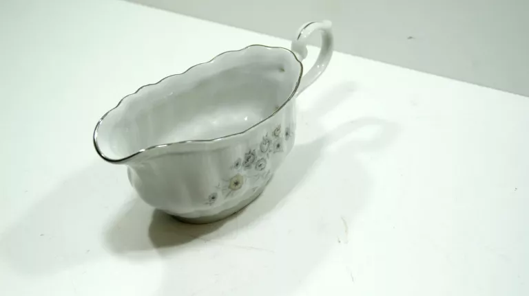 PORCELANOWA SOSJERKA WAŁBRZYCH