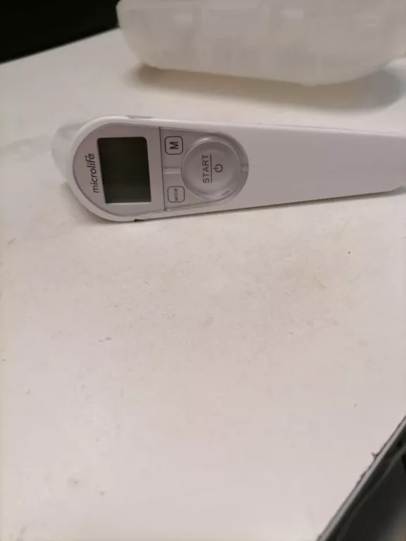 TERMOMETR BEZDOTYKOWY MICROLIFE NC200