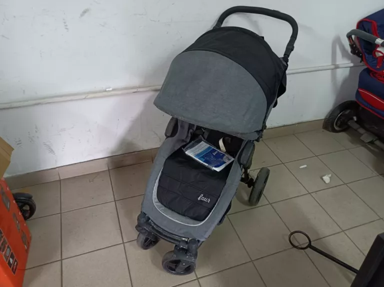 WÓZEK SPACEROWY CARETERO FOUR