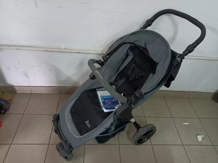 wozek-spacerowy-caretero-four-boh-warszawy-69-bartoszyce