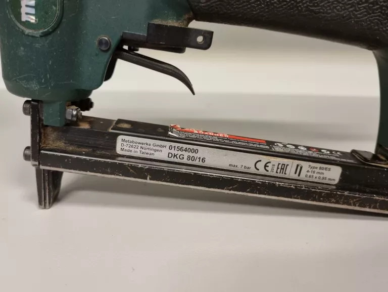 zszywacz-pneumatyczny-metabo-dkg-8016-ean-gtin-4007430245953