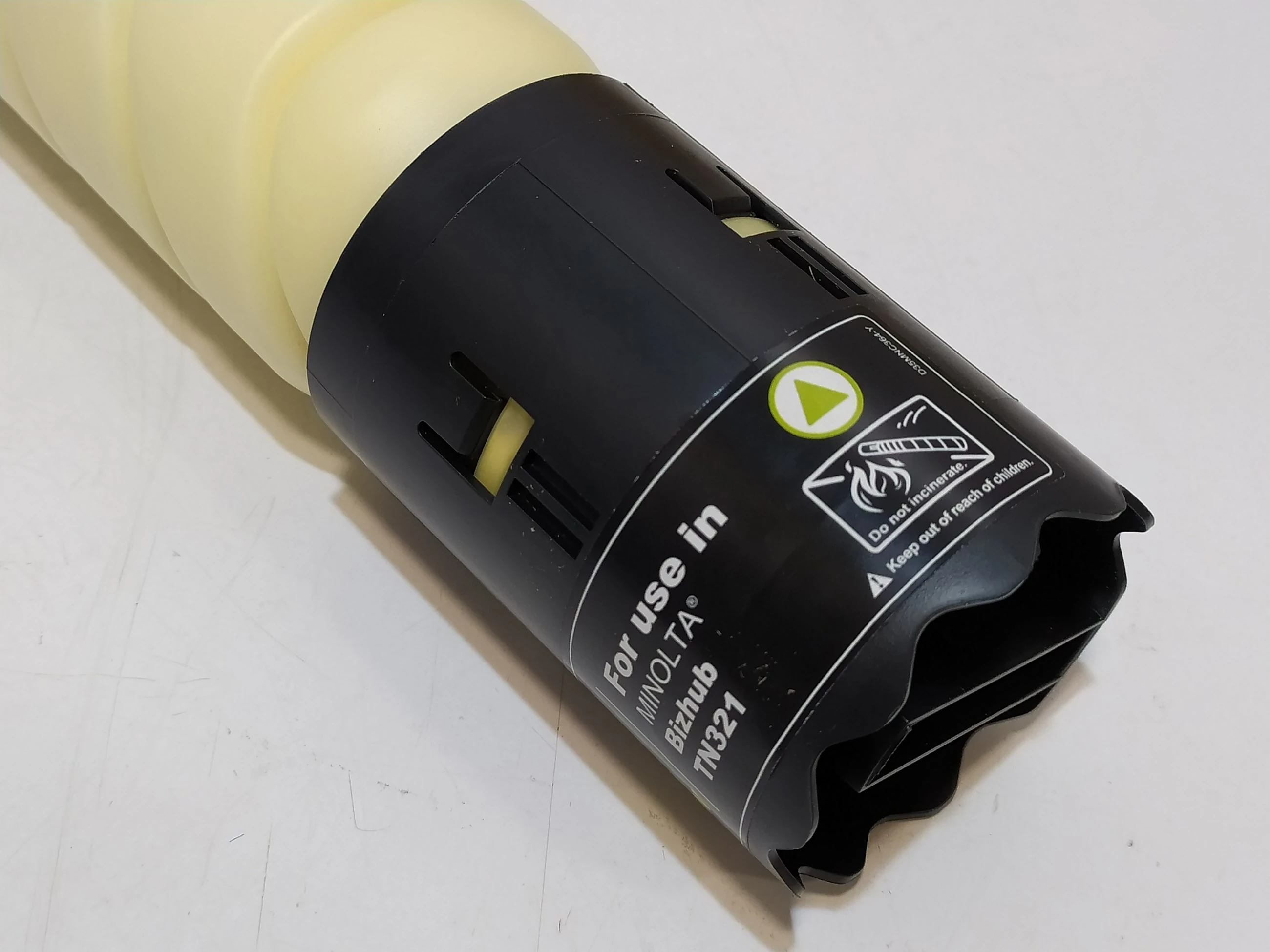 toner-konica-minolta-c224ec284c364e-tn321y-kod-producenta-a33k250-tn-321y-c-284-c-364