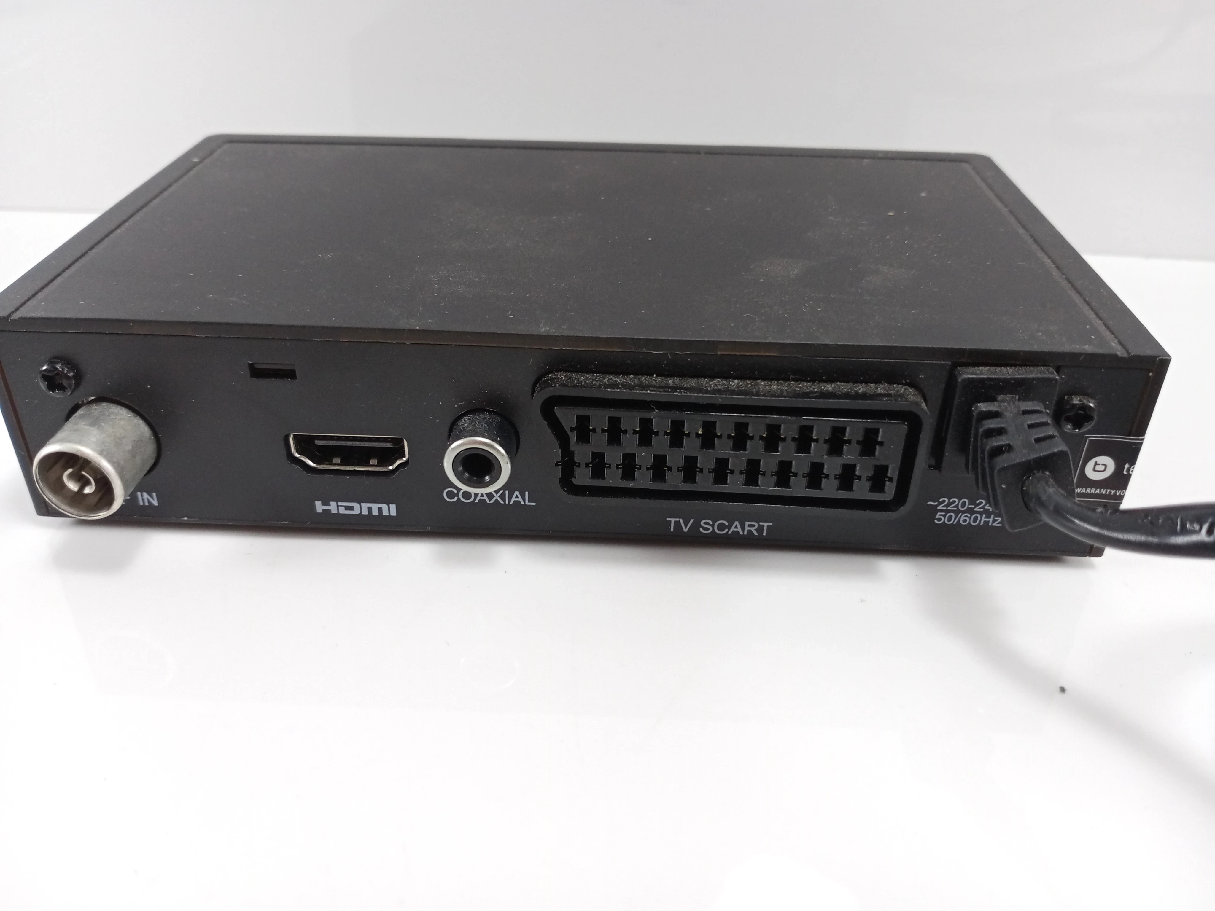 dekoder-dvb-t2-techbite-model-ev-1424