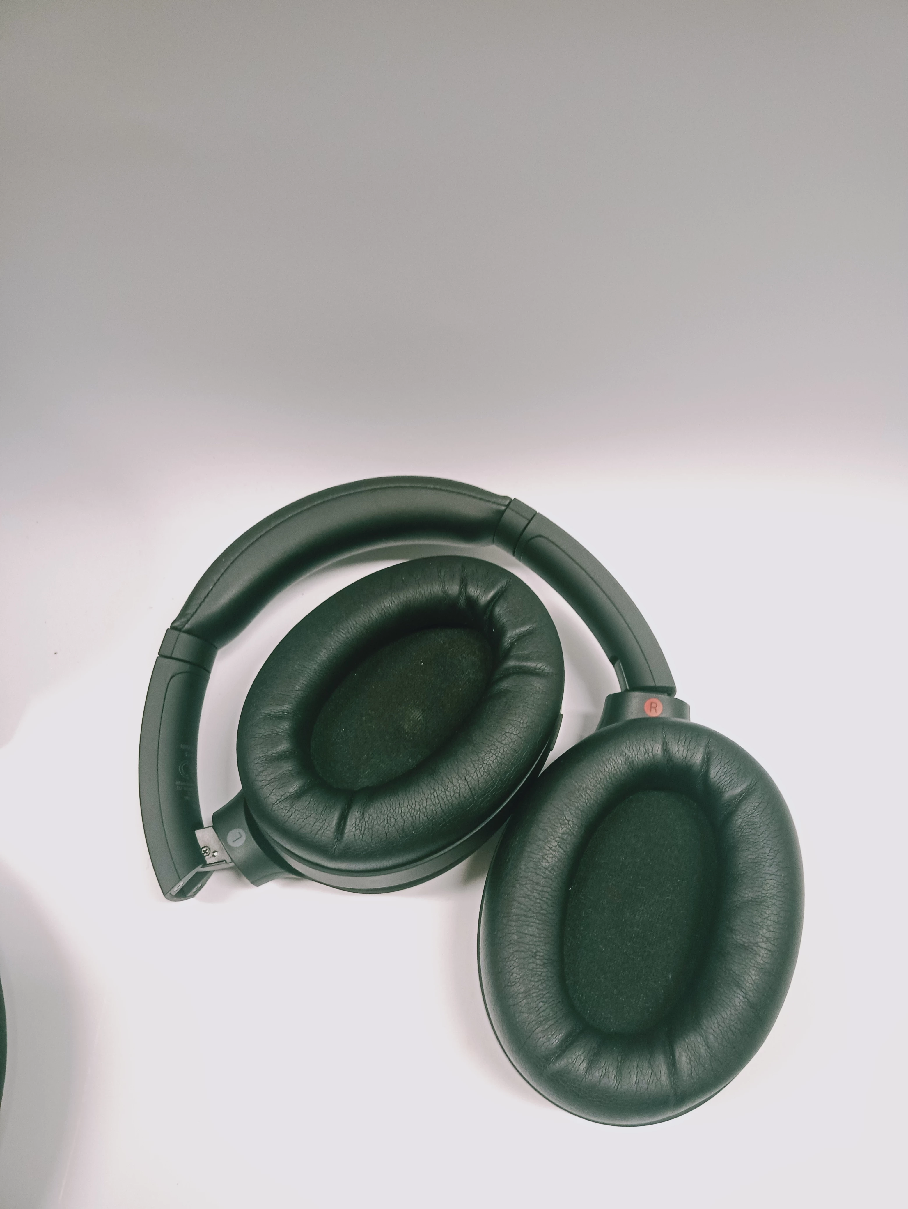 sluchawki-sony-wh-1000xm4-marka-sony