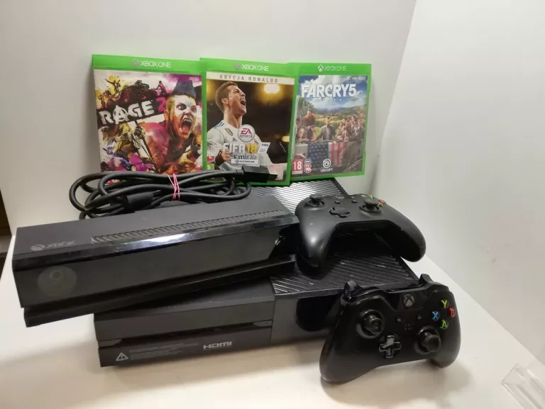 KONSOLA XBOX ONE KINNECT 2 PADY 3 GRY