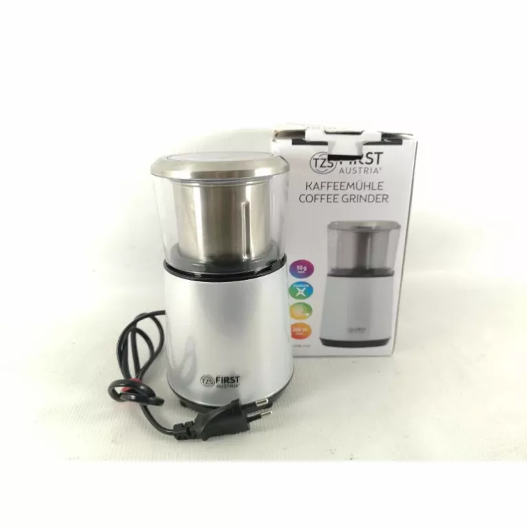 mlynek-do-kawy-first-fa-5486-2-wi-swietojanska-82-gdynia-harbor