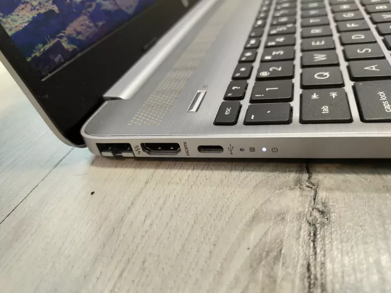 LAPTOP HP 250 G8 / 256GB/8GB/CELERON N4020/WIN11