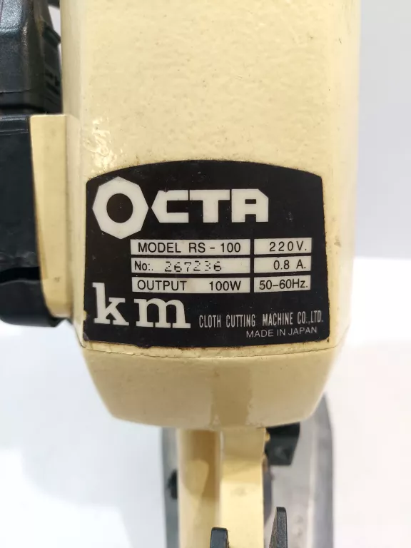 RS-100 OCTA MASZYNA KROJCZA KM